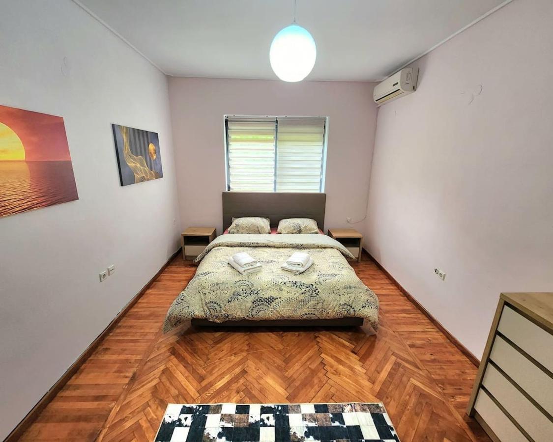 Turqoise Flat In City Center With 24H Self Check In Tirana Exteriér fotografie