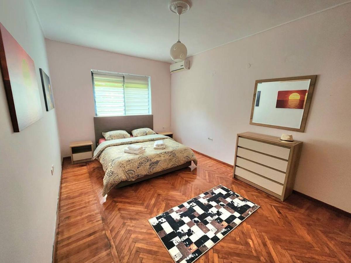 Turqoise Flat In City Center With 24H Self Check In Tirana Exteriér fotografie