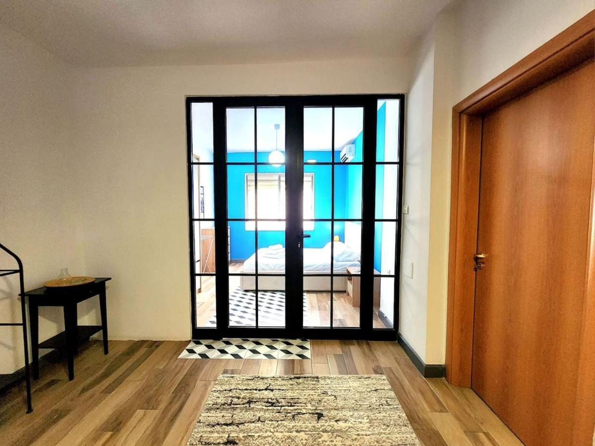 Turqoise Flat In City Center With 24H Self Check In Tirana Exteriér fotografie
